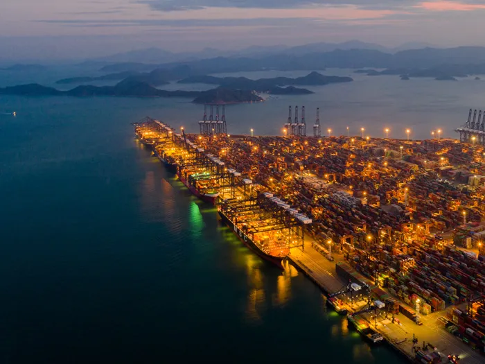 PODCAST: How low can you go? The path to reducing emissions in shipping 06